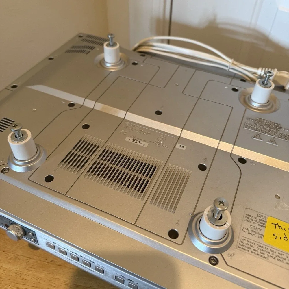 Sony ICF-CD553RM Under Cabinet Kitchen CD Clock Radio Works Legs Manual Remote